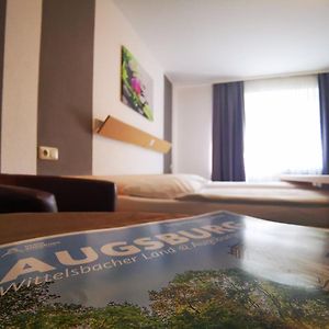 Dreibettzimmer
